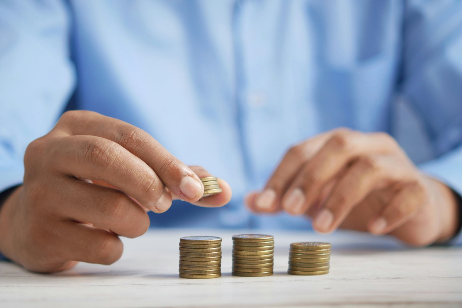 Uzbekistan's bank deposits surge 34% to almost $41,000