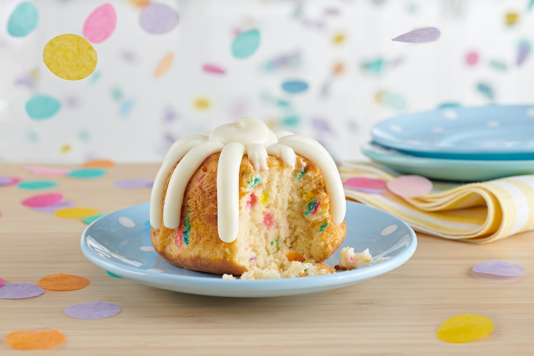 Free Cake! Nothing Bundt Cakes giving away 250,000 Bundtlets Sept. 15