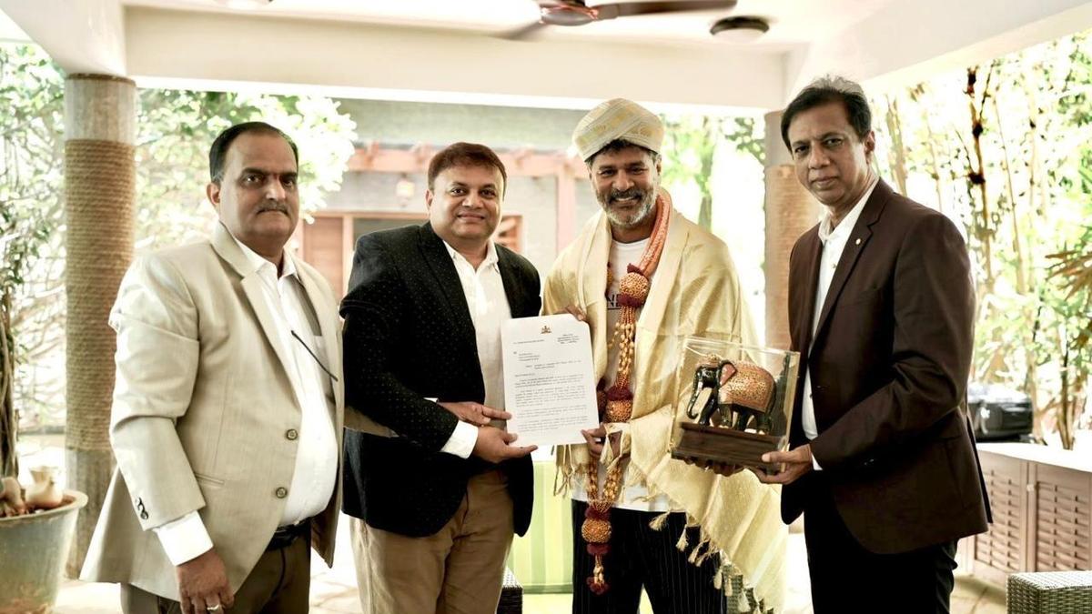 Prabhudeva invited to inaugurate Yuva Dasara