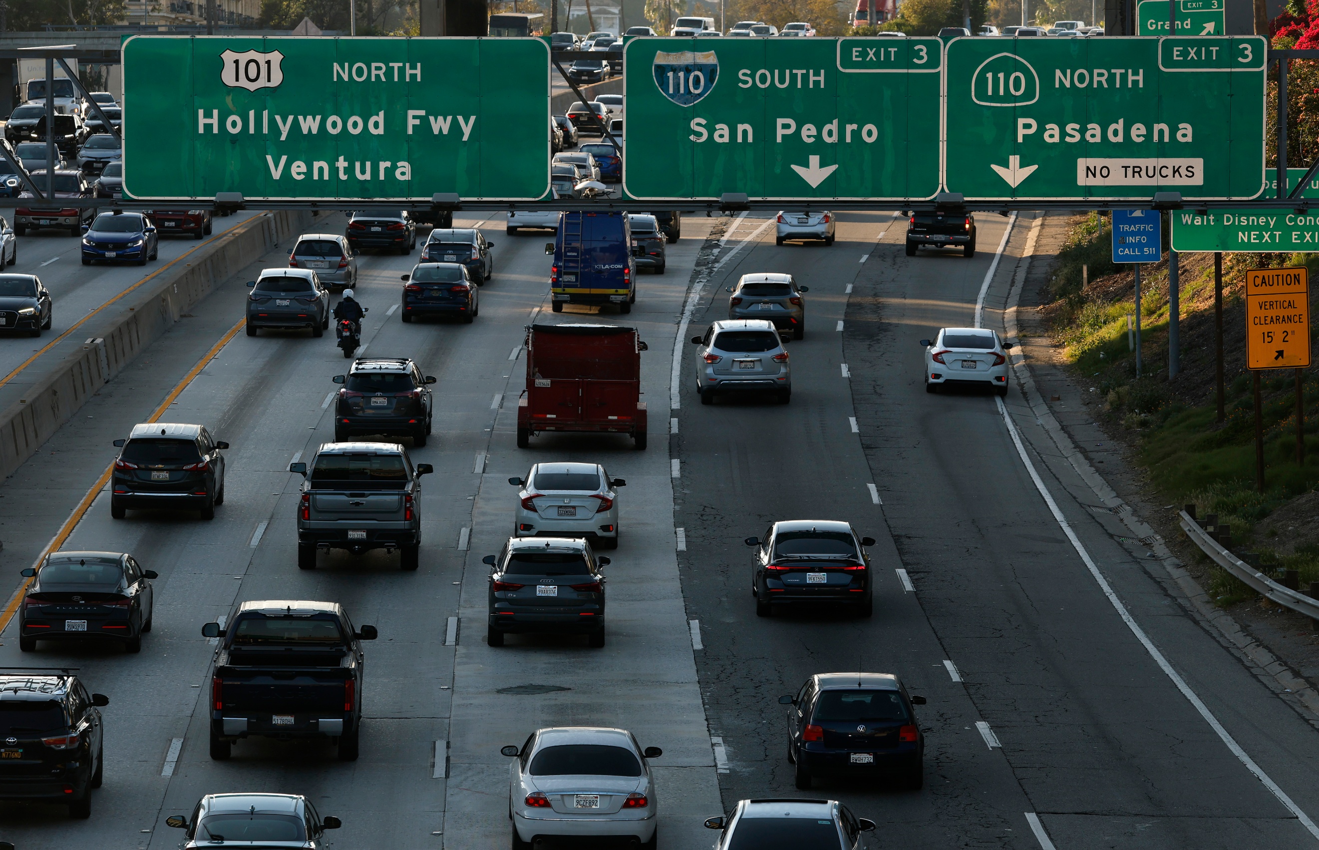 Judge Halts EPA Effort to Reclassify California Waivers, Blocking Congressional Kill Switch