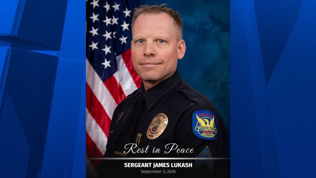 Phoenix police sergeant dies after medical event at home, department says