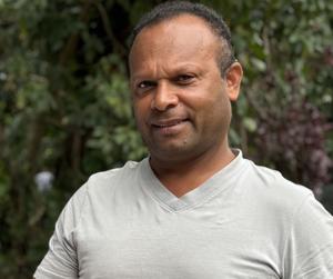 Lopez proposes 'sky rail' to tackle Port Vila traffic