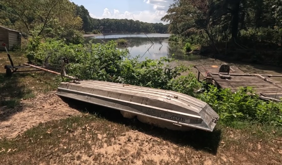 Algae prompts safety advisory at Arkansas lake