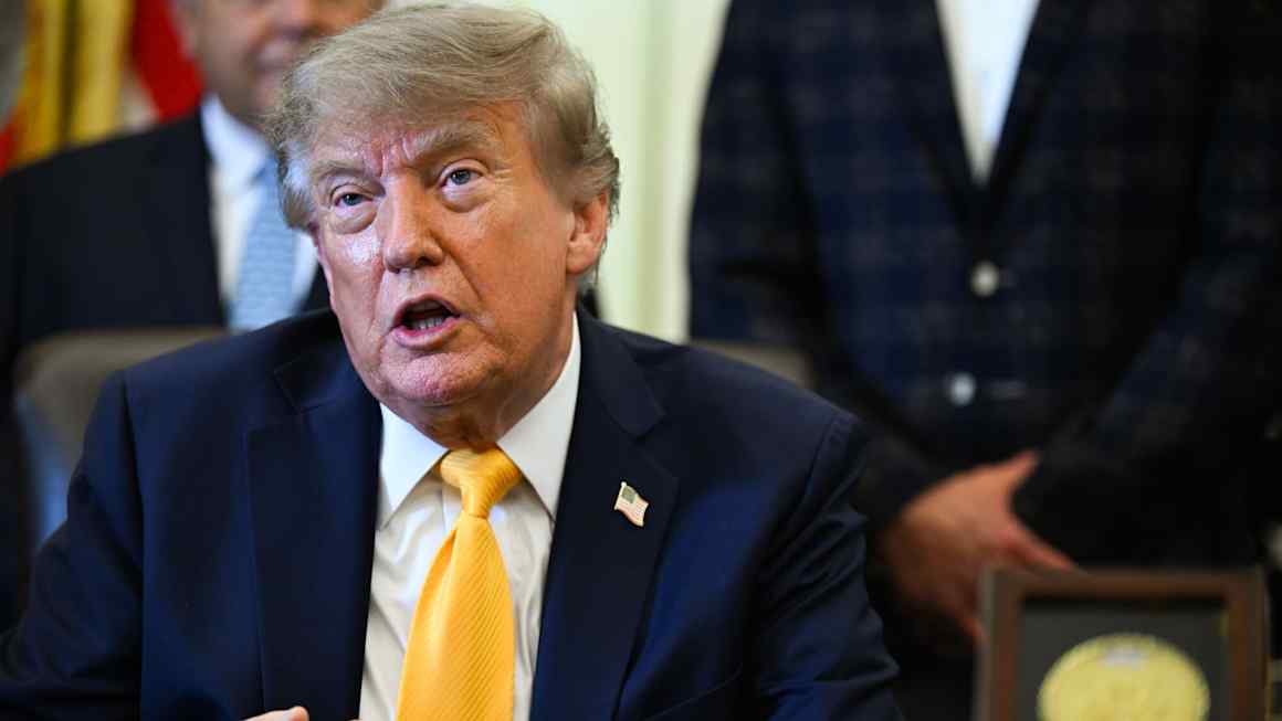 Trump says he will open Maga Inc’s $400mn war chest for midterms race