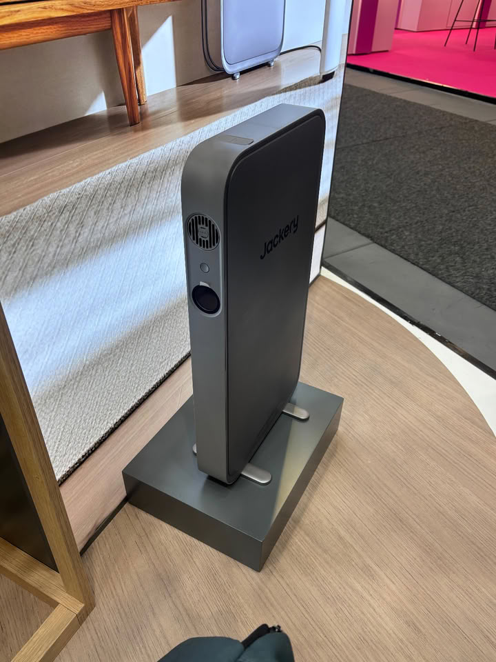 Jackery Launches FridgeGuard Slim Backup Battery Globally At IFA Berlin