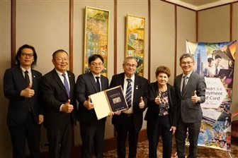 NYCU wins Nobel laureate for Taiwan job card