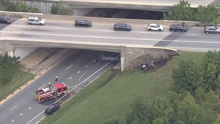 Fiery single-vehicle crash shuts down northbound lanes of Baltimore-Washington Parkway