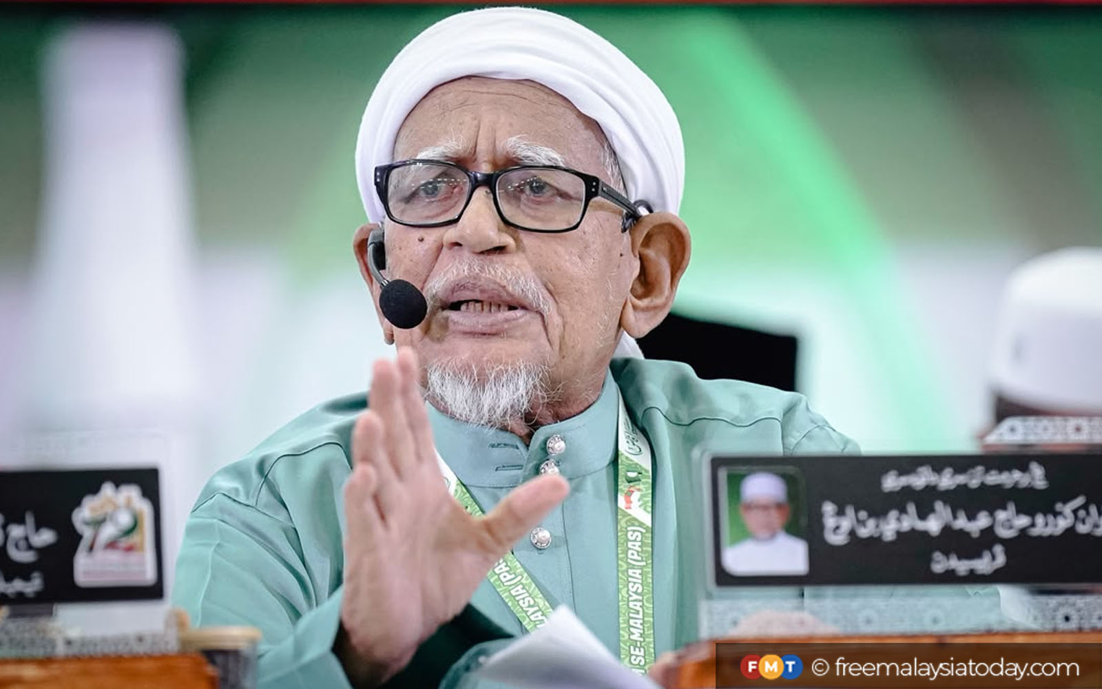 PAS was offered foreign help to topple govt in 2014, says Hadi