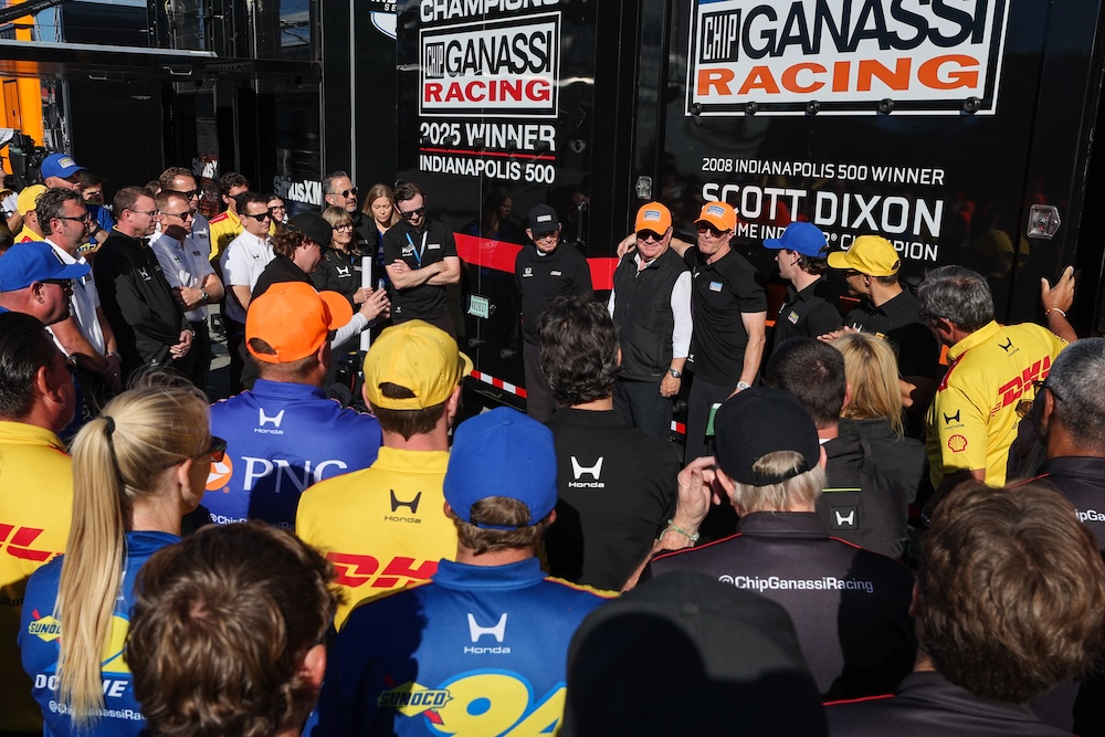 Chip Ganassi bids farewell to Dixon with honorary timepiece
