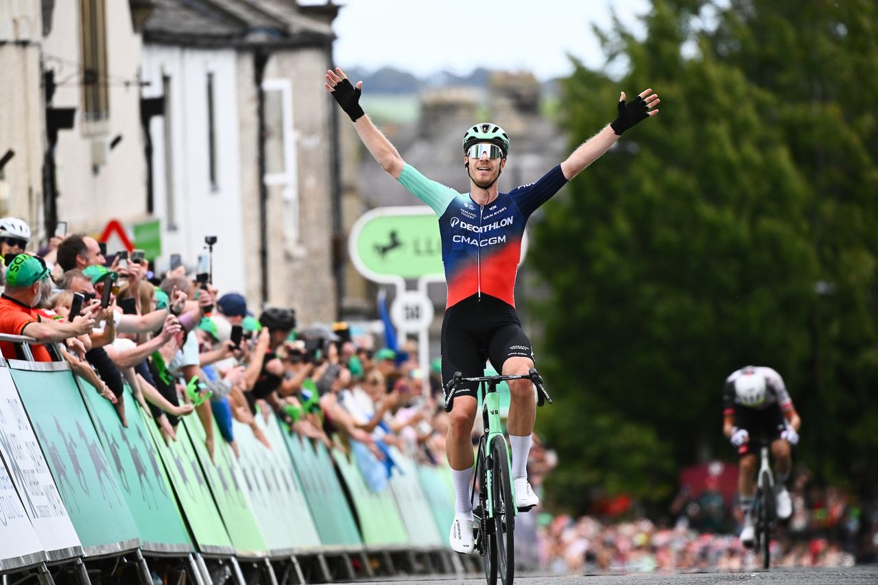Tour of Britain Men: Cees Bol scores decisive sprint win on stage 4 while breakaway partner Tim Wellens takes GC lead