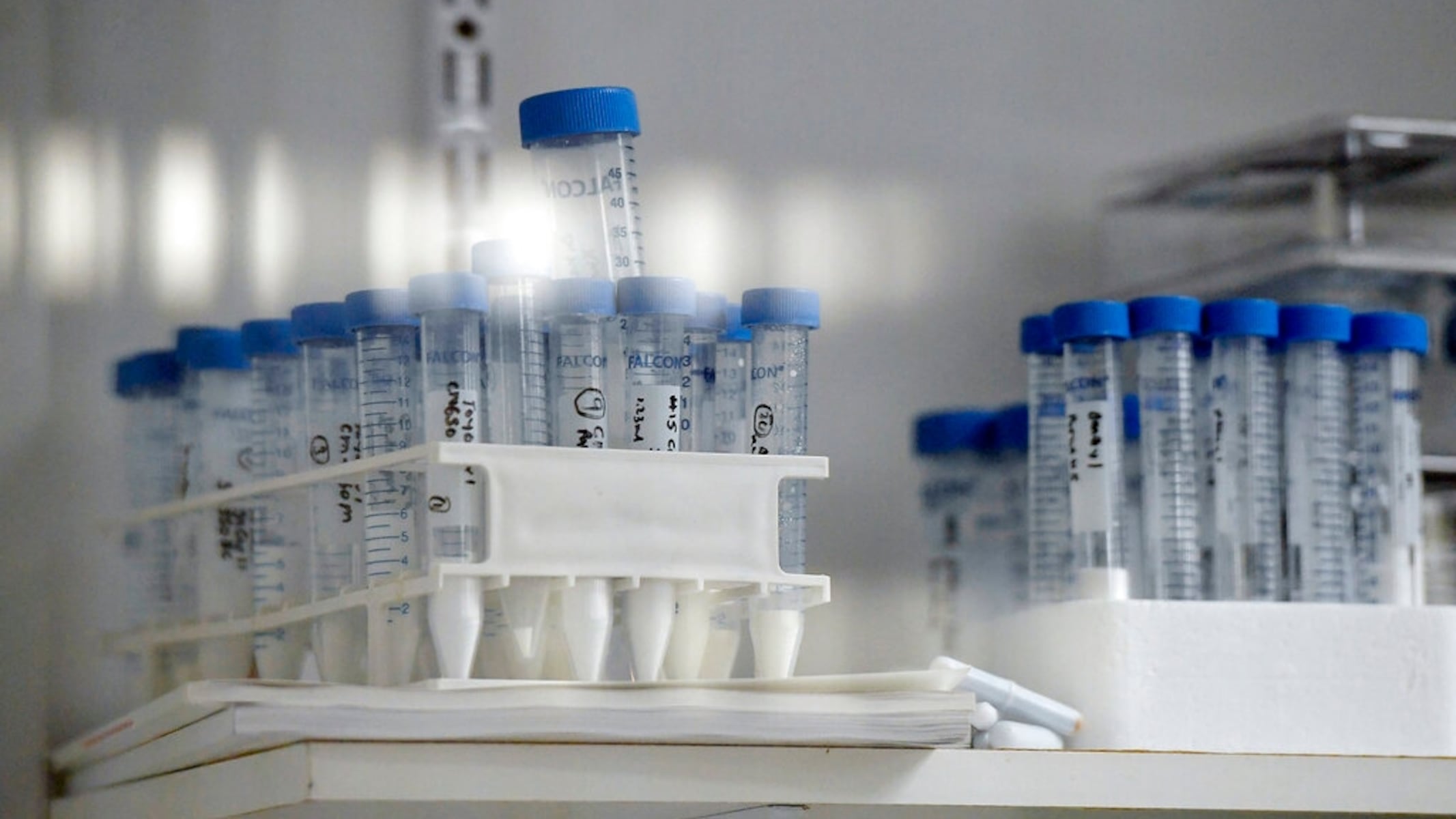 Summer COVID surge: With infections growing in 47 states, these are the symptoms to watch for