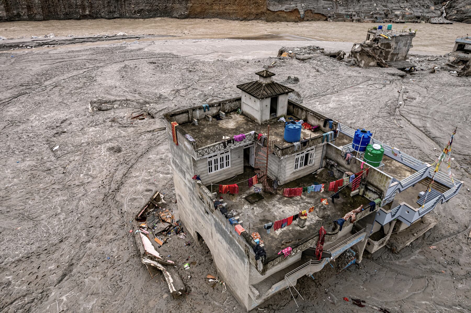 Nepal flood death toll reaches 1,300 with more than 5,000 still missing