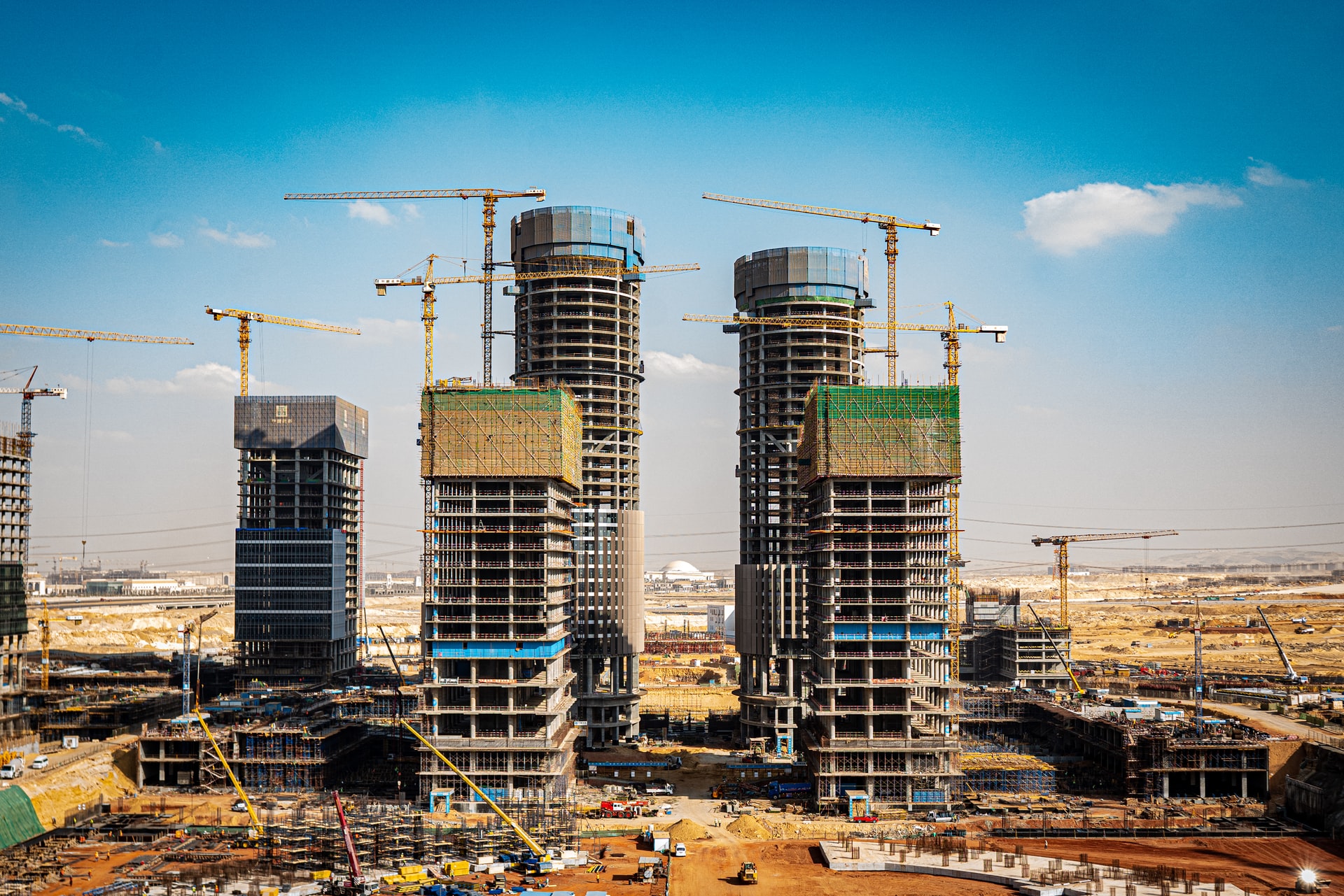 DA Davidson Assigns Buy Rating to Everus Construction (ECG) Based on Accretive M&A and Bookings Strength