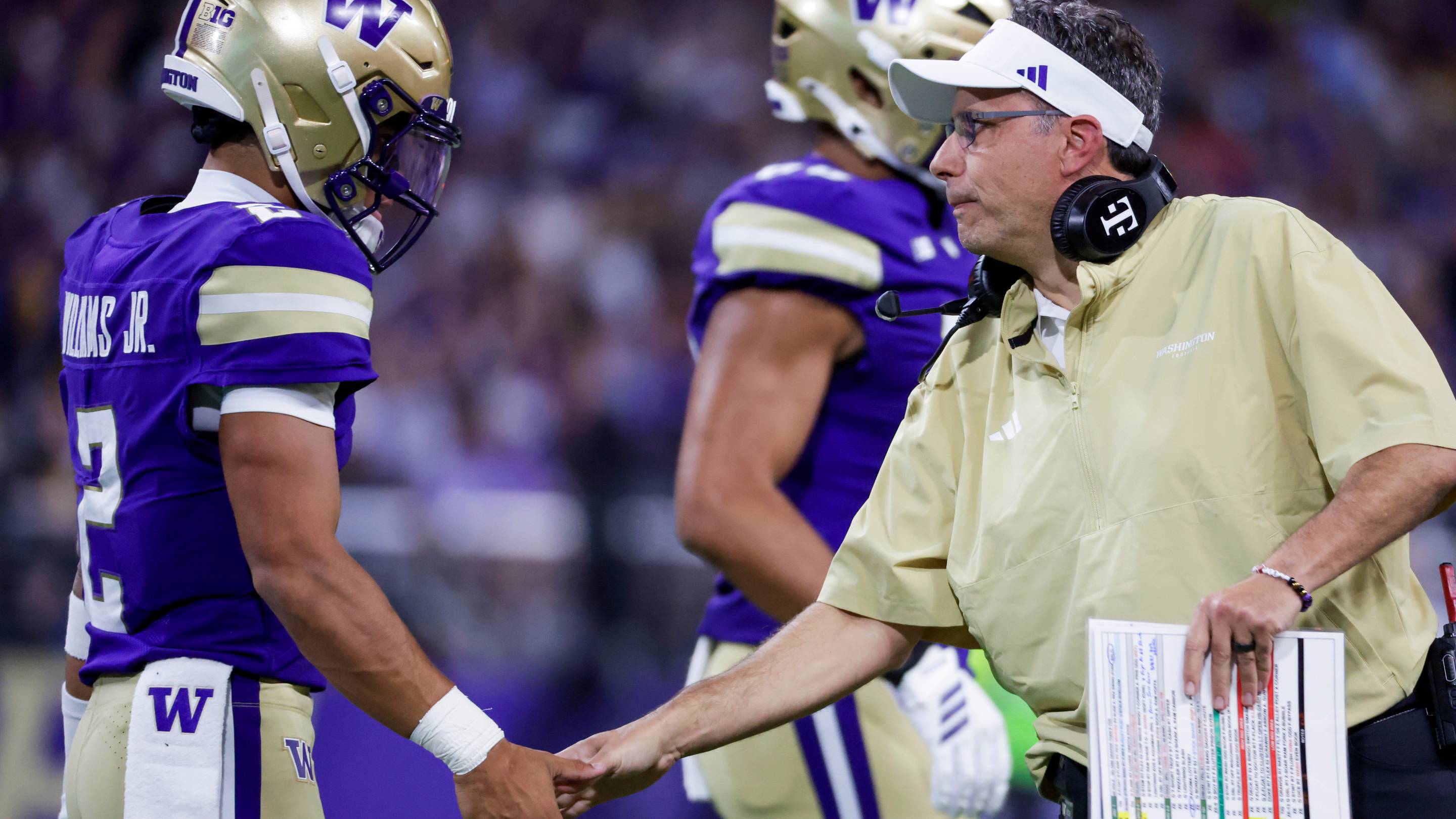 All Lines Are Open Between Fisch and Husky QB
