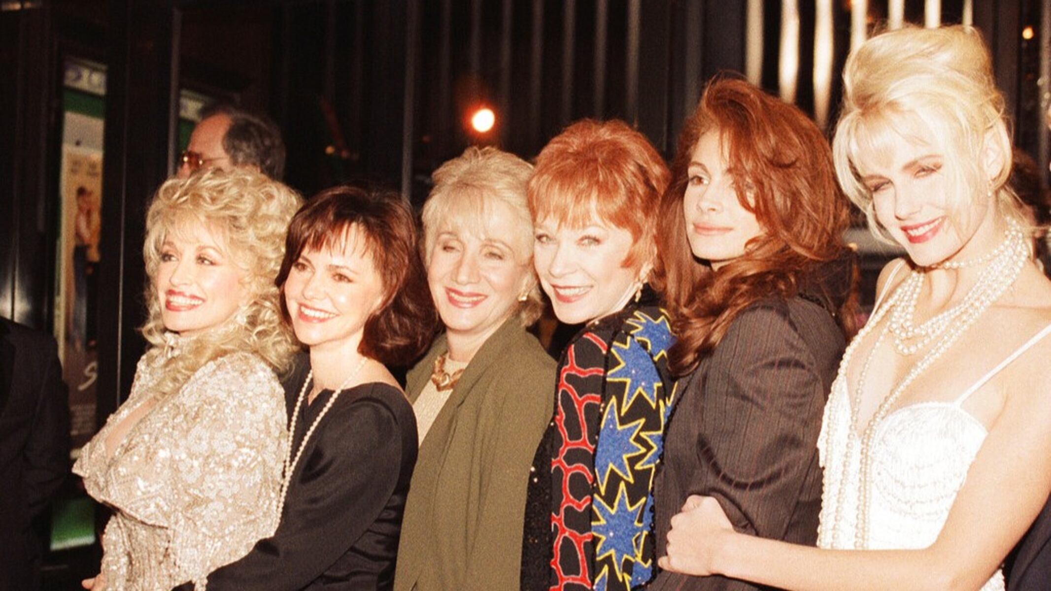 Dolly Parton back on big screen via Regal Cinemas in “Steel Magnolias” for tribute, charity