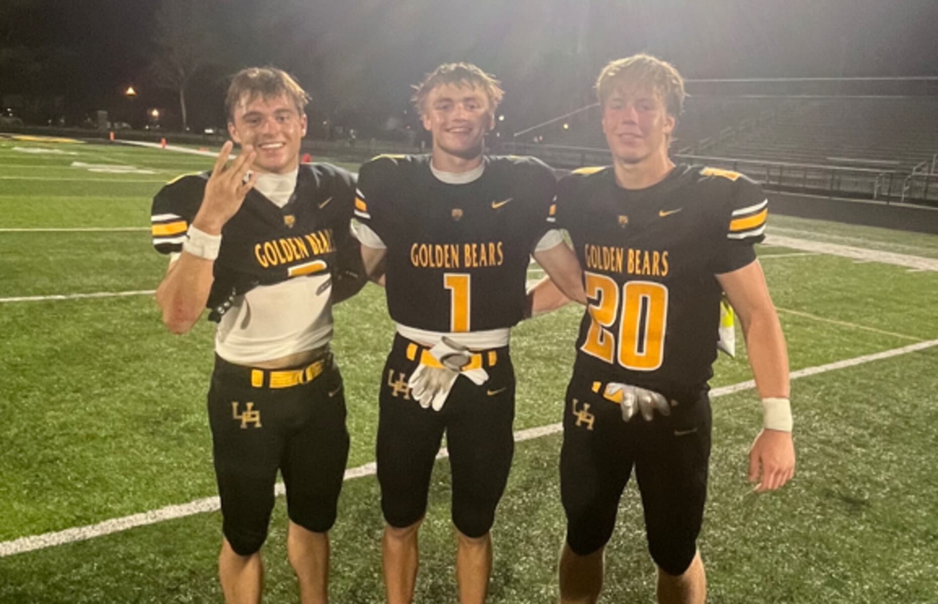 Upper Arlington held a 1-point halftime lead — then its defense completely took over