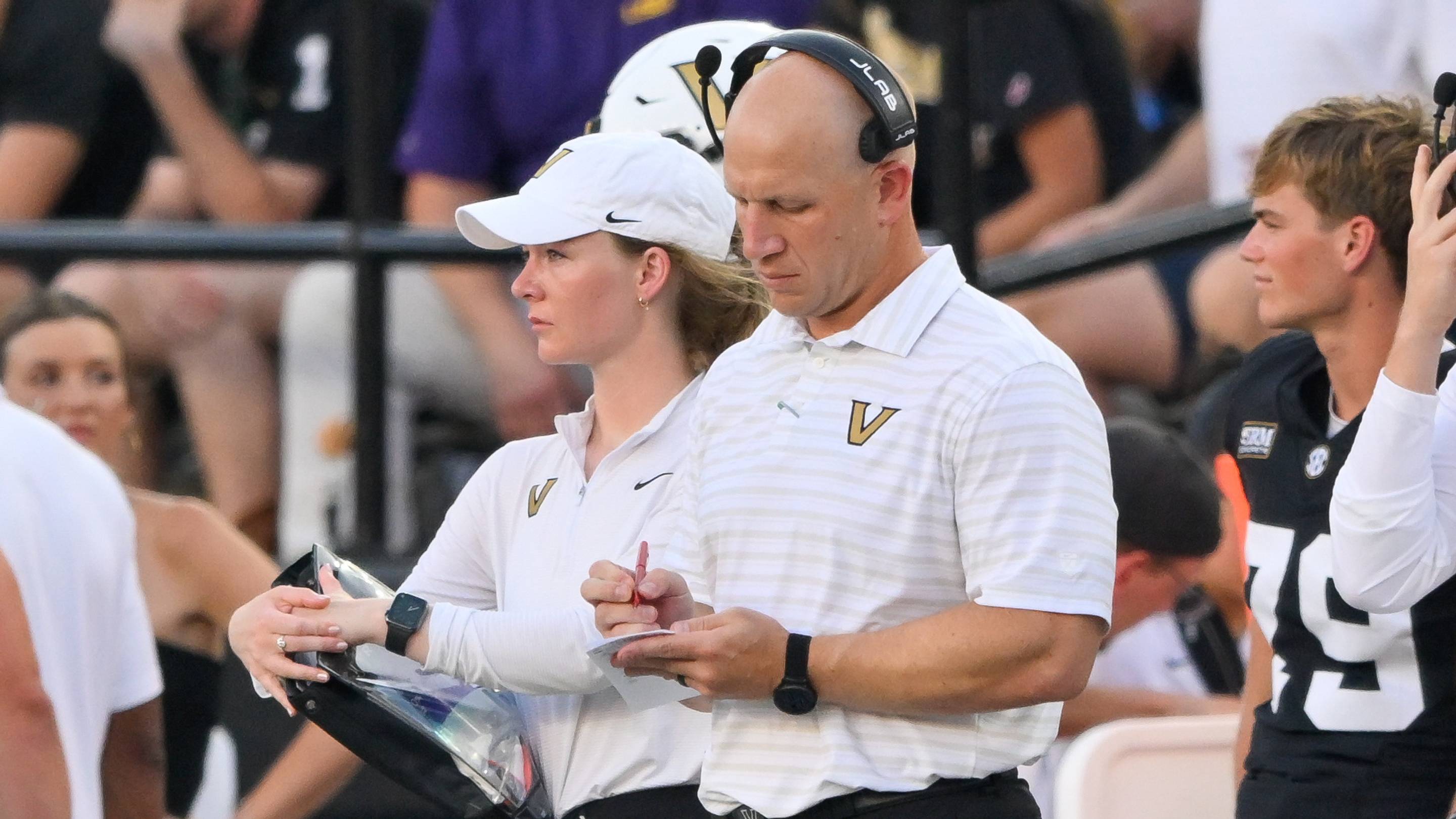 Vanderbilt Football Beat Austin Peay, But That Certainly Didn't Feel Like A Win