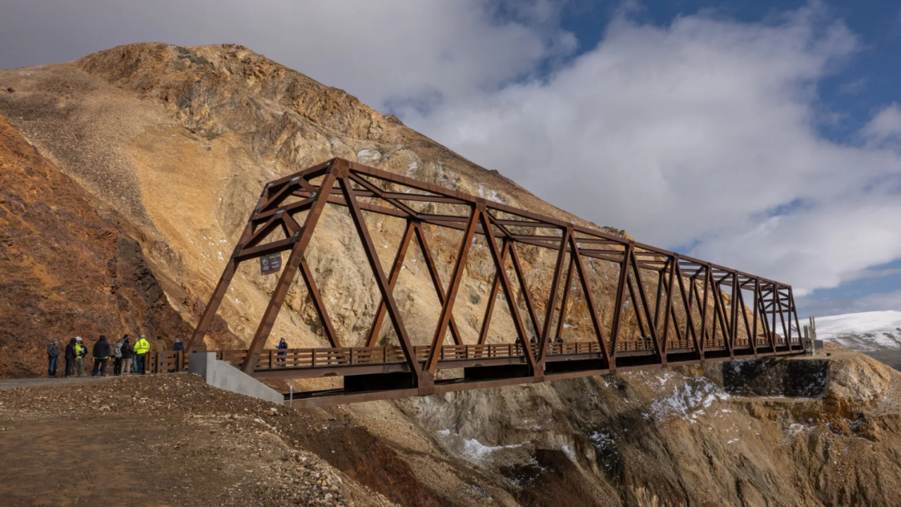 Denali builds $230m bridge over moving landslide 5 years after road was cut