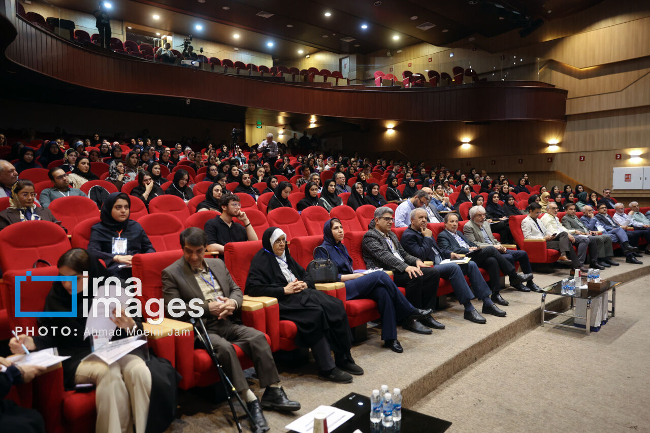 In photos: Congress on stem cells held in Iran