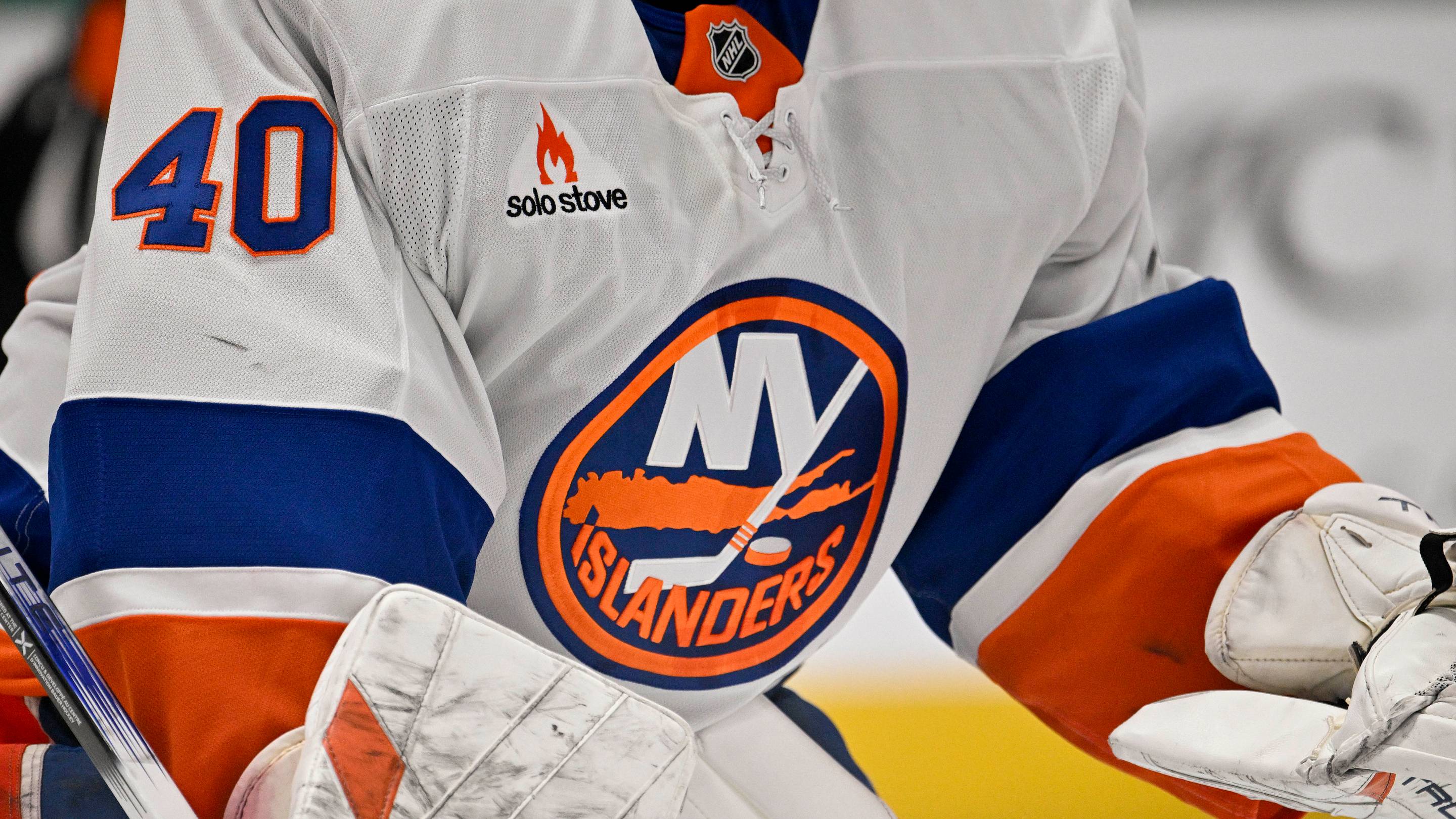 NY Islanders Goalie Prospect Sees Encouraging Jump in Prospect Rankings