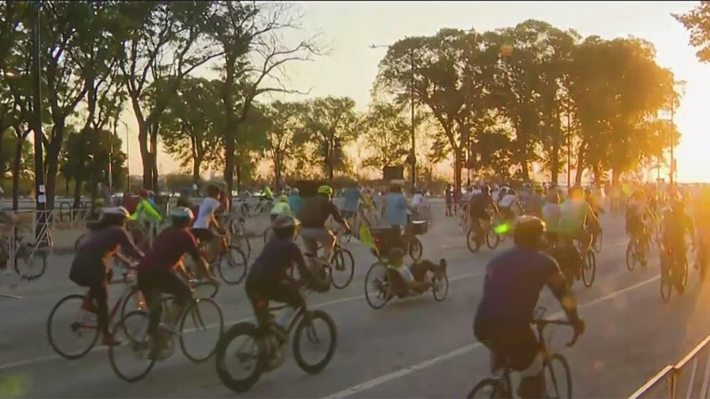 Cyclists take over DuSable Lake Shore Drive for 25th annual Bike the Drive