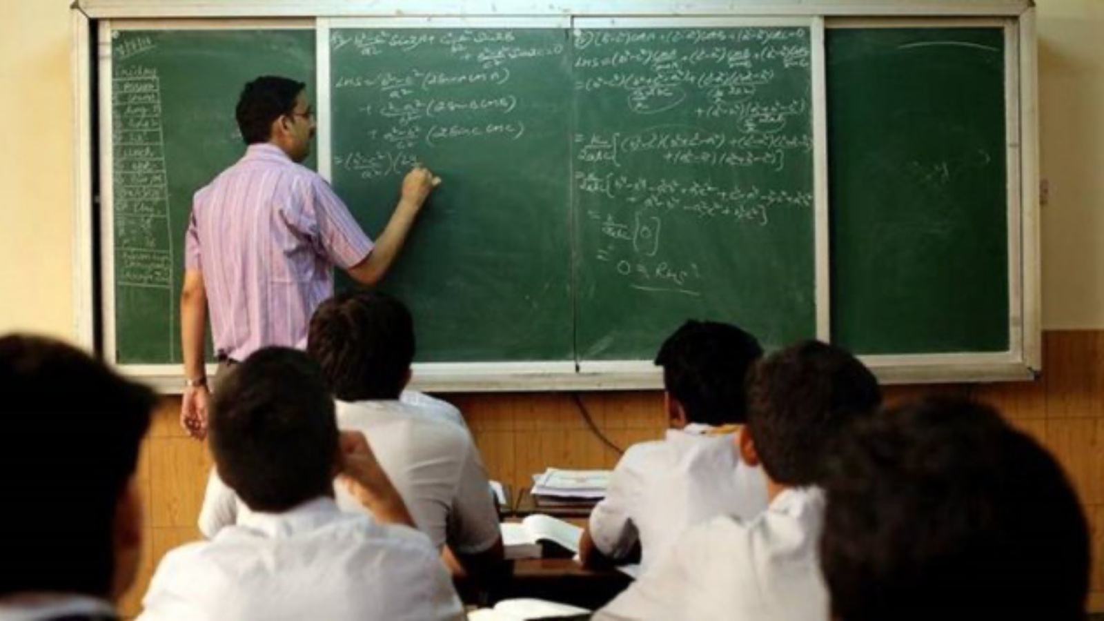 Karnataka allows ‘Tr’ prefix for teachers, calls them society’s ‘pillars’