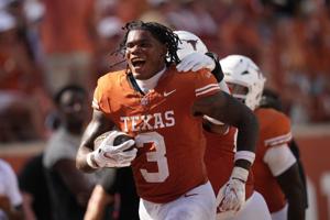 Texas transfers delivered the big plays for the Longhorns in their burnt orange debut