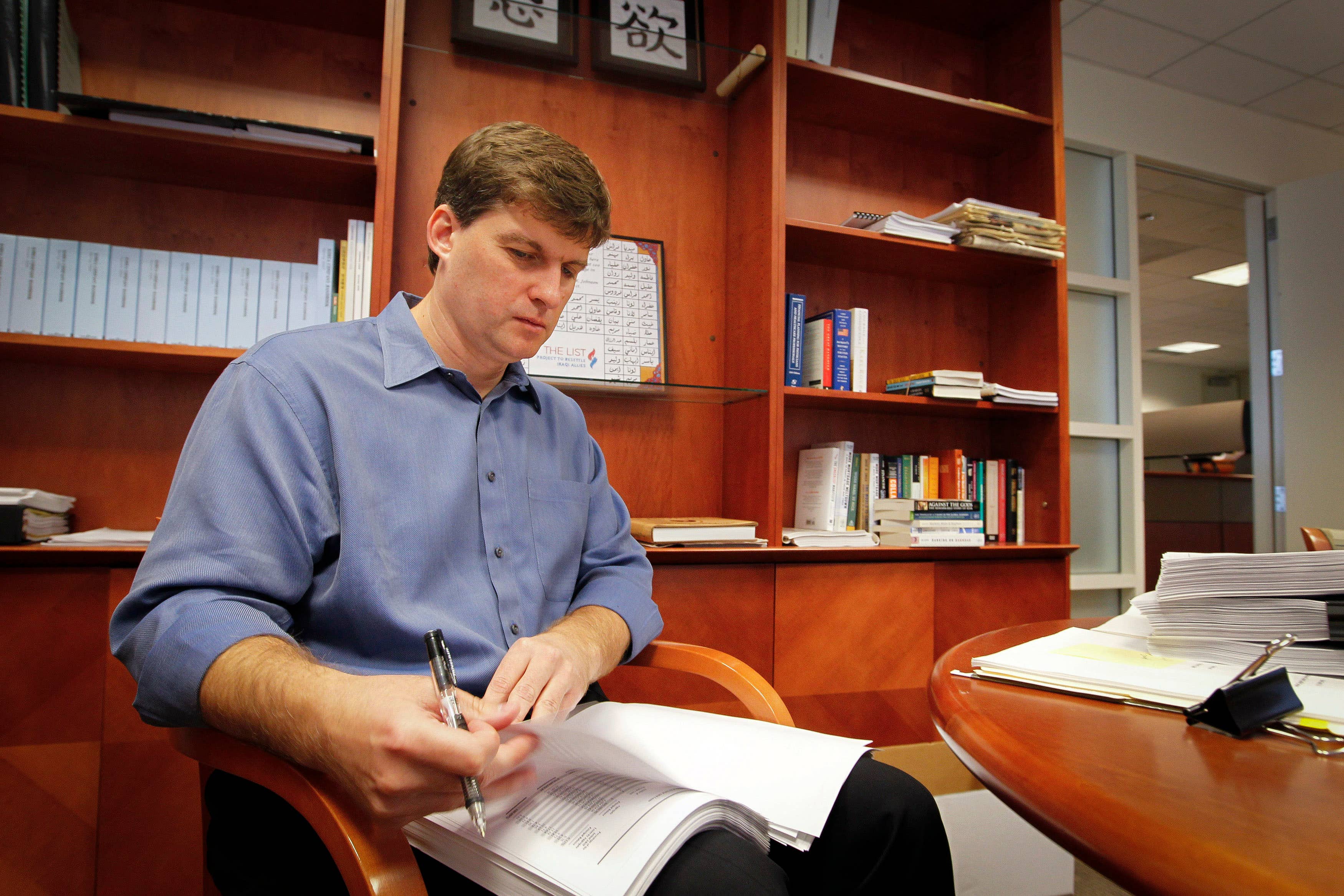 Michael Burry sends a strong warning to Palantir stock investors