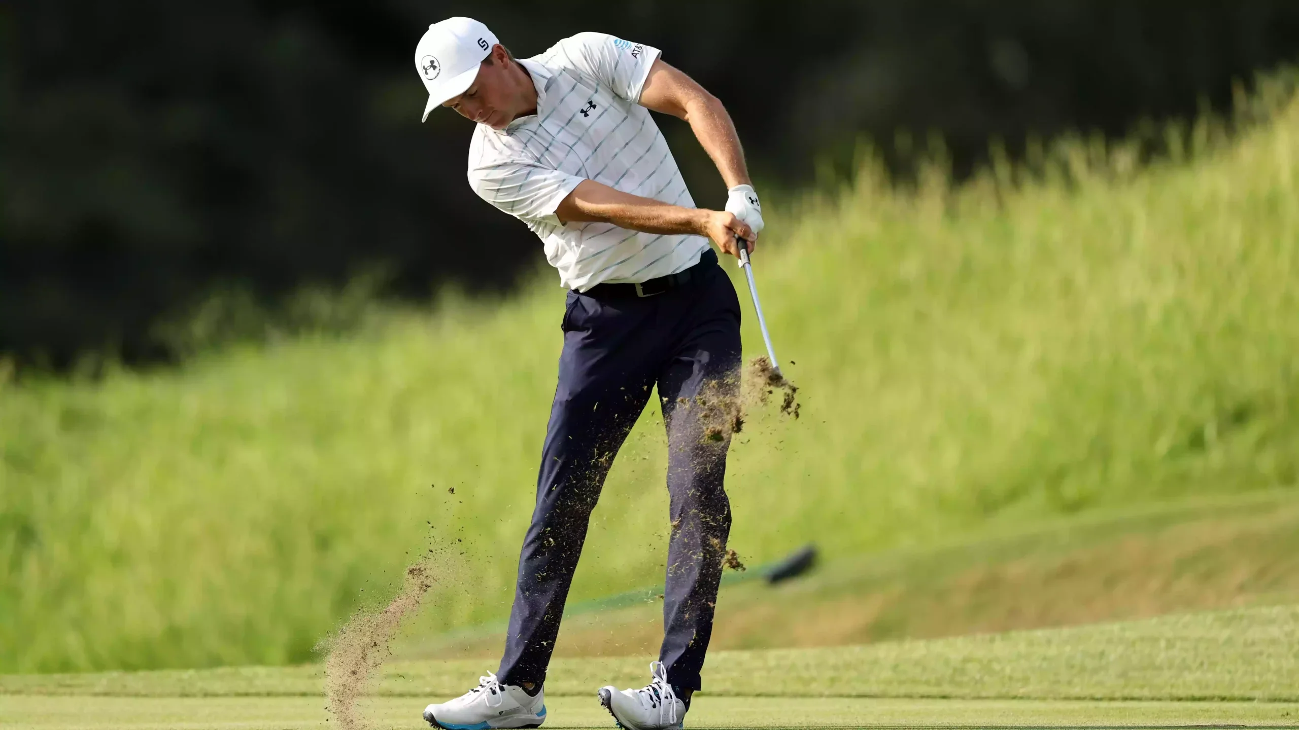 5 keys for fixing the 'chicken wing' in your golf swing