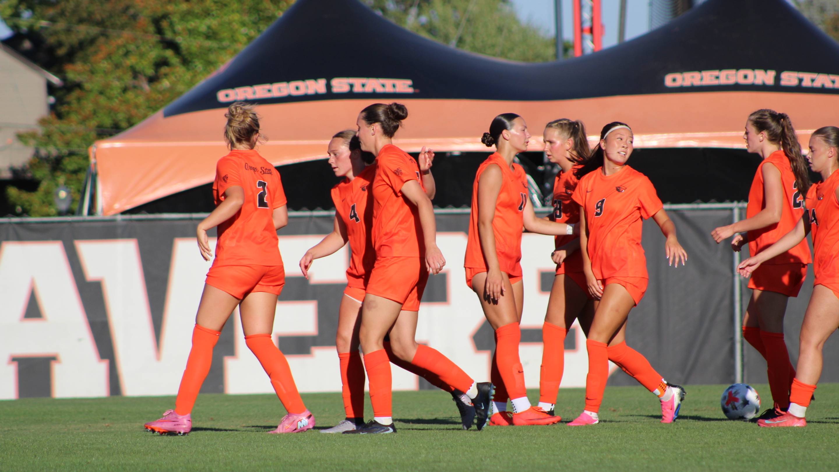 Oregon State Women's Soccer Battles Utah to 1-1 Tie