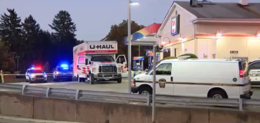 2 men in custody after I-476 stabbing and Rosemont chase
