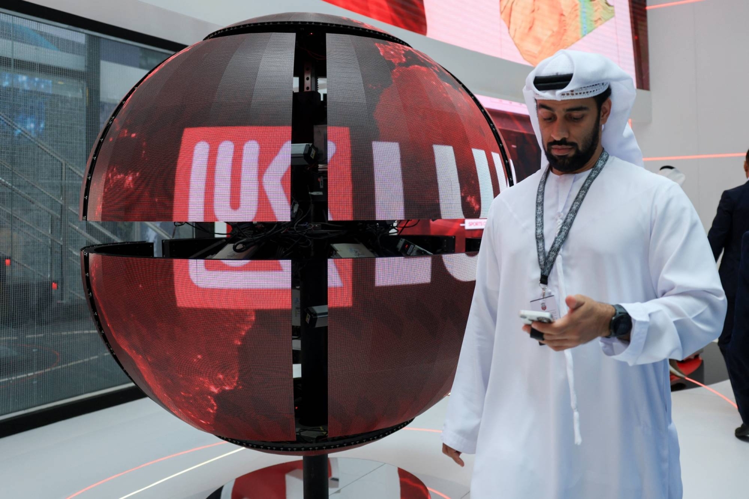 Middle East’s data center push endures under cloud of war