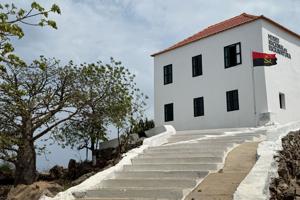 Come to Angola for deserts, wildlife and waves