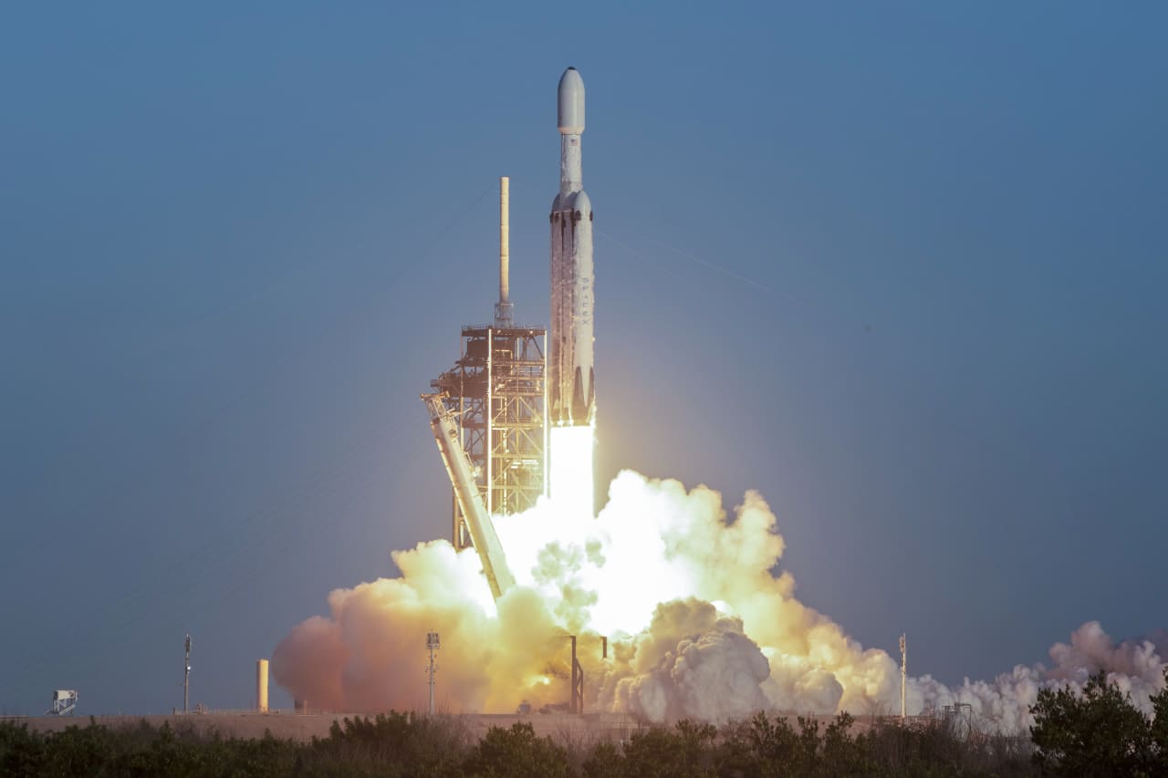 Just like for SpaceX, investors may look to ‘make room’ for AI lab IPOs. These stocks could pay the price.