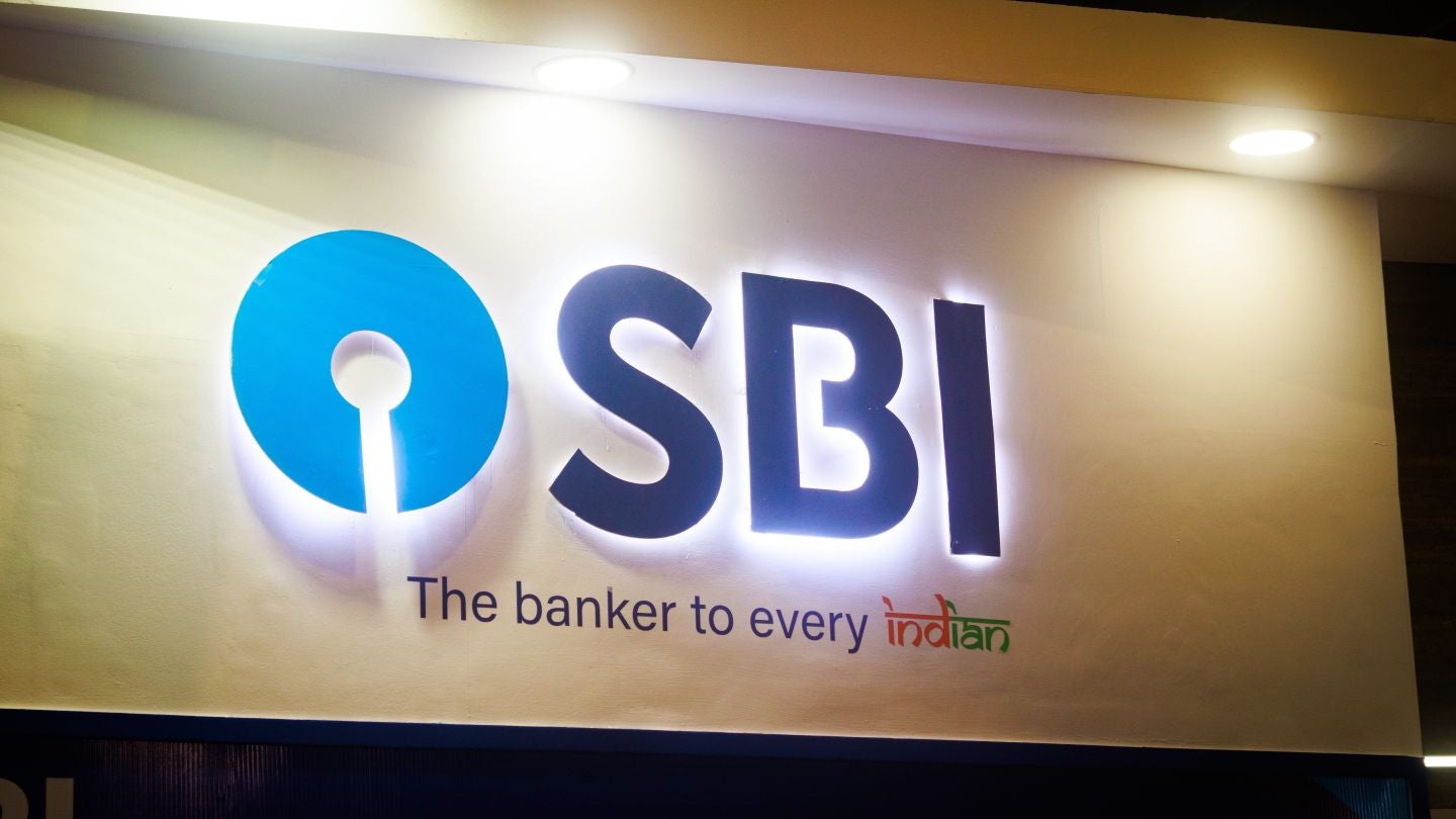 State Bank of India targets 12,000 hires and 250 more branches – report