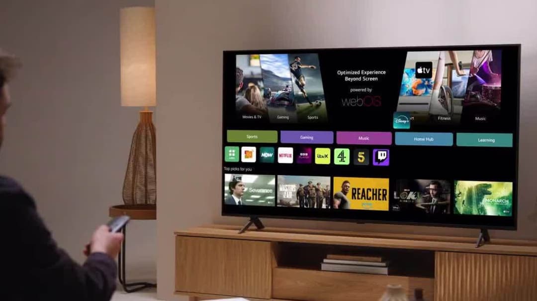 LG TVs accused of logging conversations and scanning devices