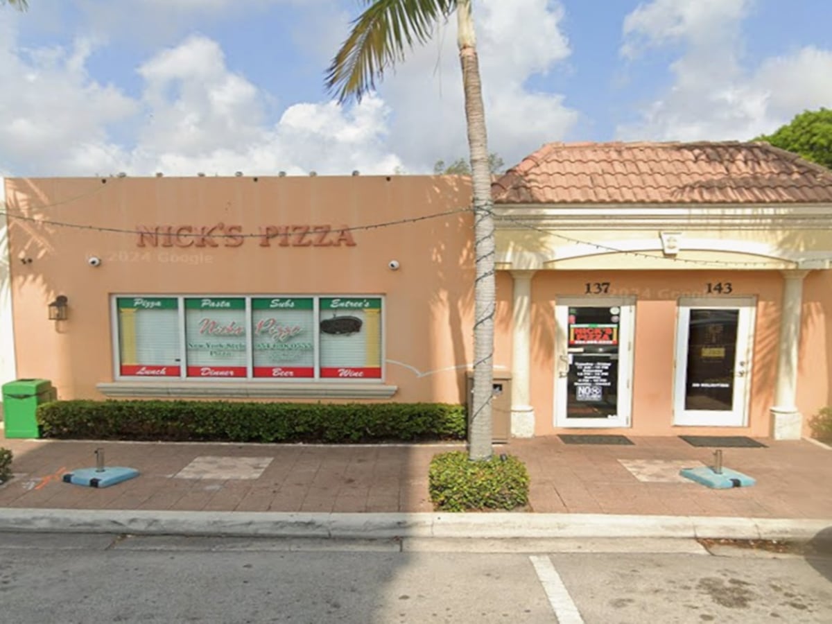 300 rodent droppings found in pizzeria - roaches in cooler where raw meat is stored