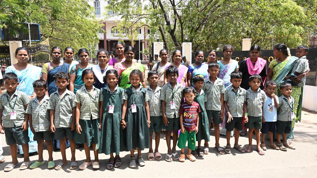 Kuruvinatham residents seek permanent teacher for panchayat union primary school