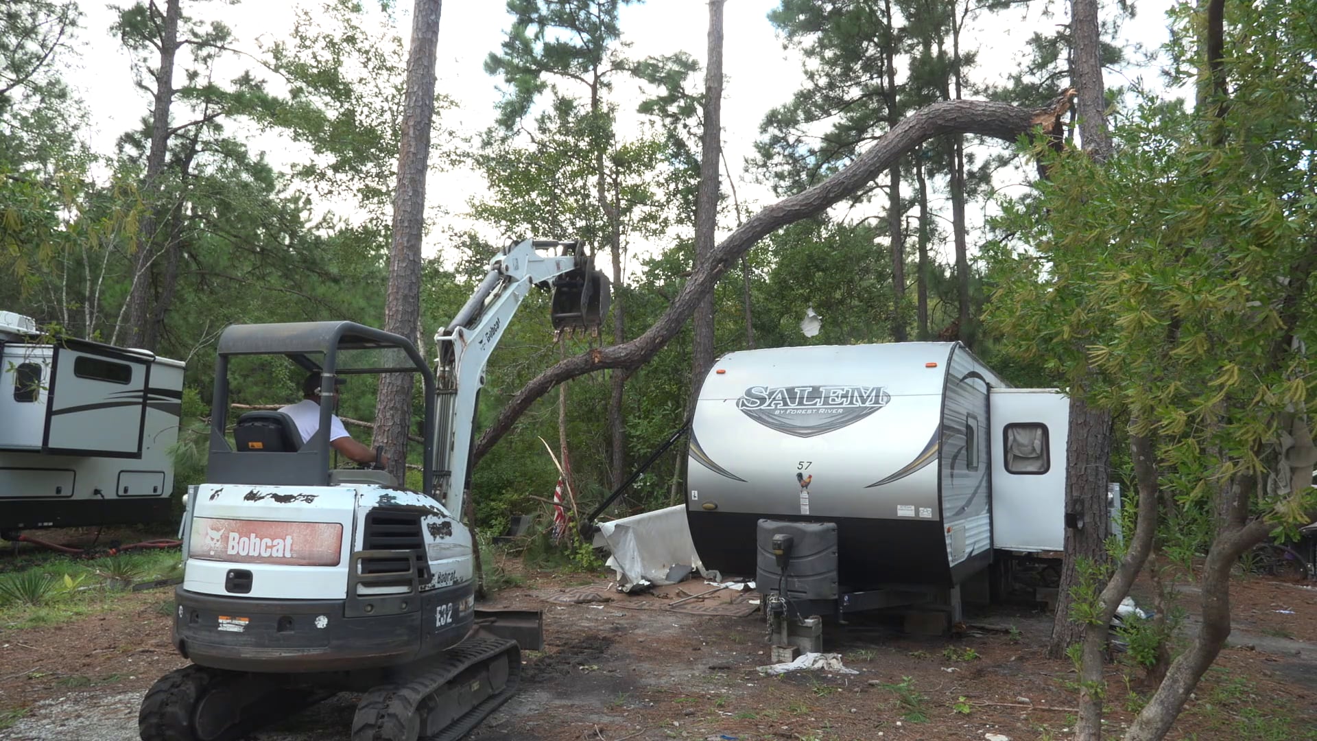 2 tornadoes touched down minutes apart in North Carolina community