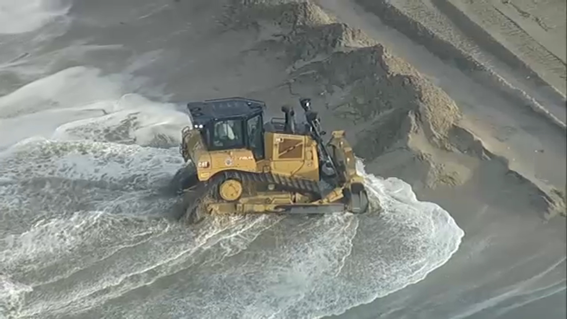 Seal Beach residents begin cleanup after high surf floods boardwalk, prepare for more water