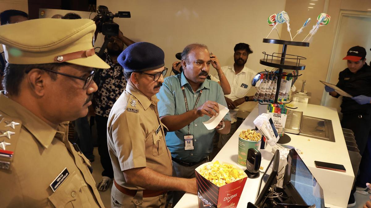 Keralam Civil Supplies dept mandates mechanism under Collectors to ensure multiplexes provide free drinking water