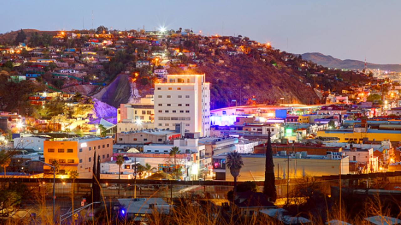 US restricts government travel to Mexican border city over threat concerns