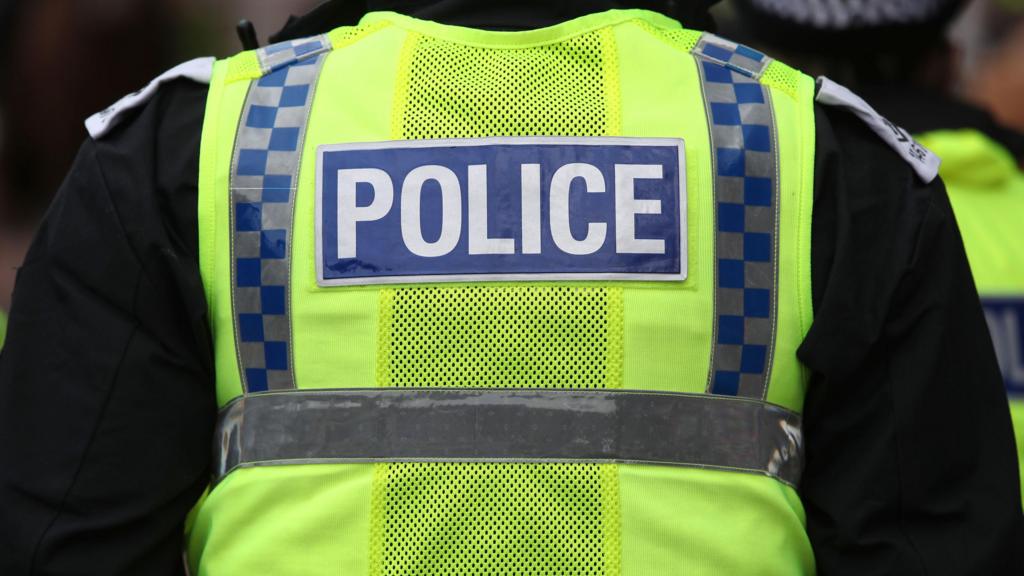 Six arrested over separate assaults on police officers in Glasgow