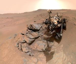 NASA's newest Mars images offer striking clues to Earth's neighbor
