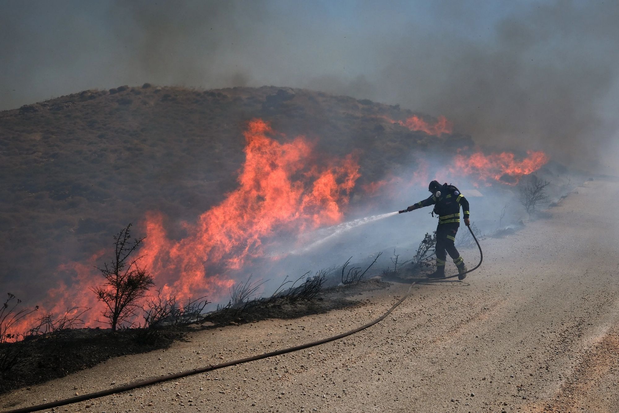 Brits warned as Greece faces ‘code red’ alert over ‘very high’ wildfire risk as blazes rage near Turkey holiday resorts
