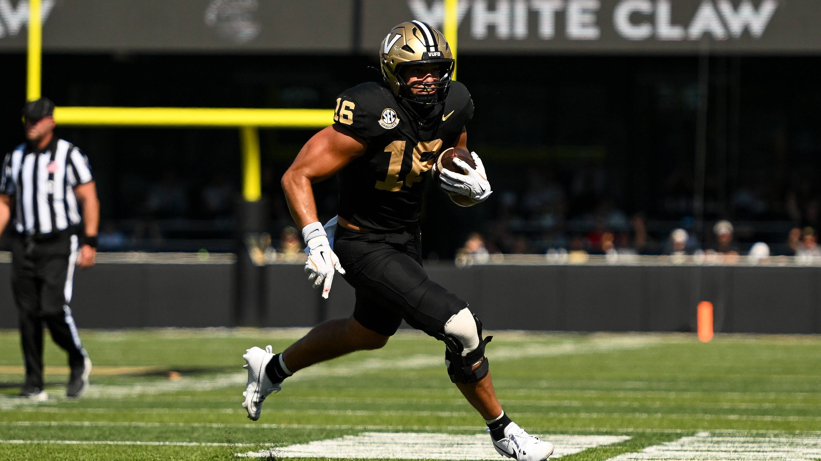 Clark Lea: Standout Vanderbilt Football Tight End Labeled As Week-To-Week