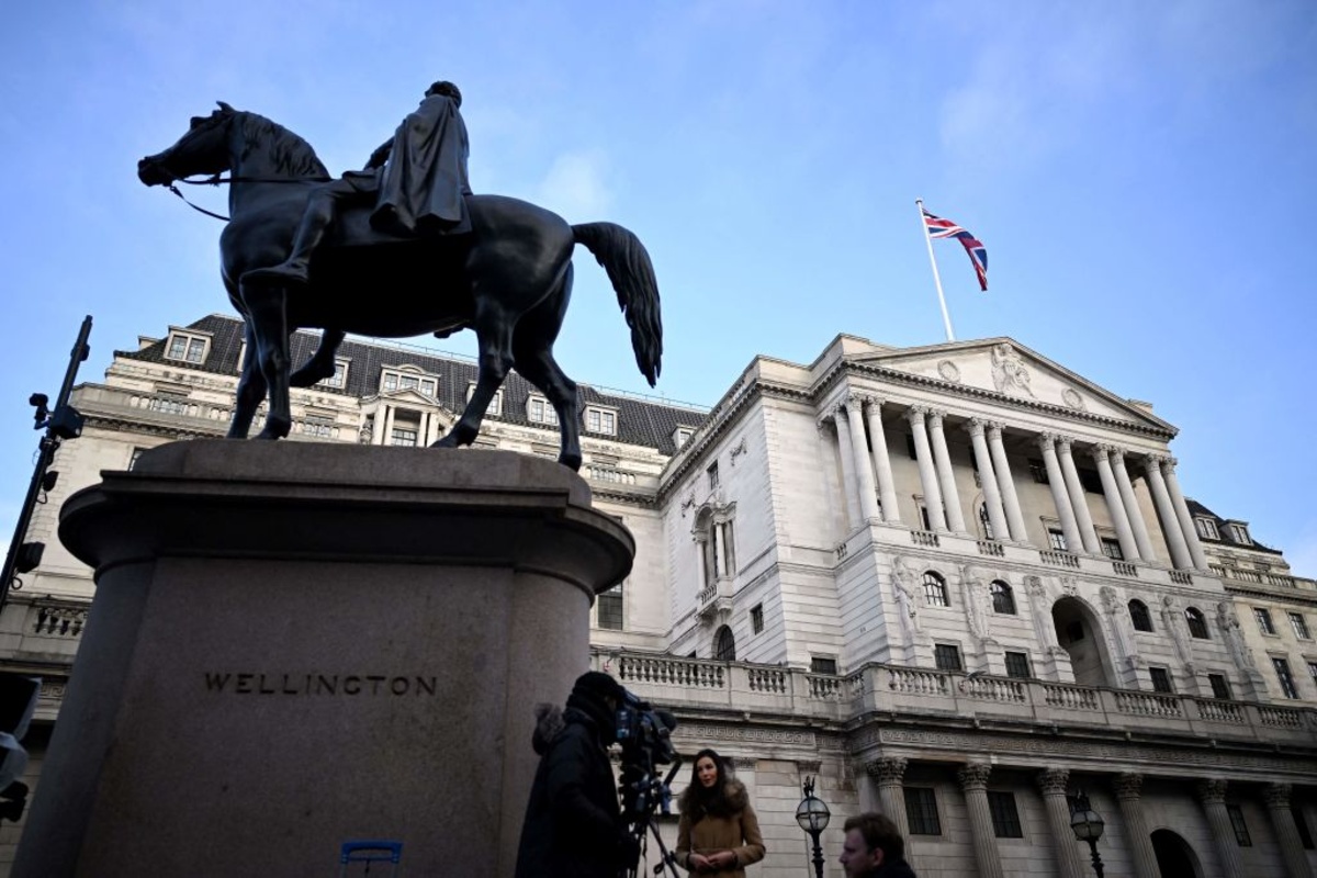UK Locks In Priciest 30-Year Gilt Yield Since 1998: Tax Rises at October Budget Now Near-Certain