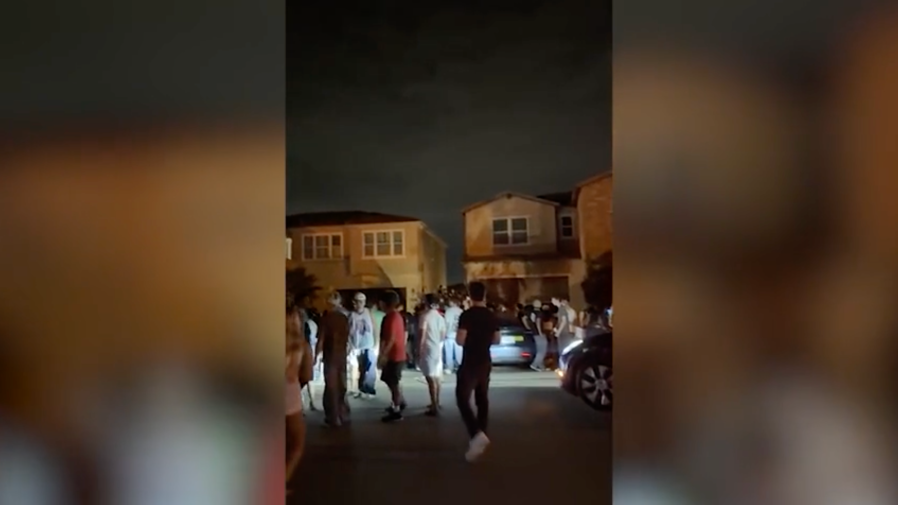 Hundreds of teens flood San Diego neighborhood during massive pool party