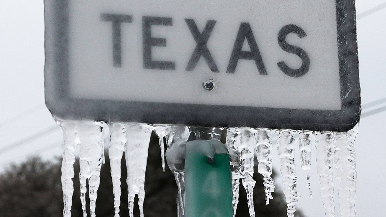 Snow for Texas? What kind of winter the almanacs are predicting this year