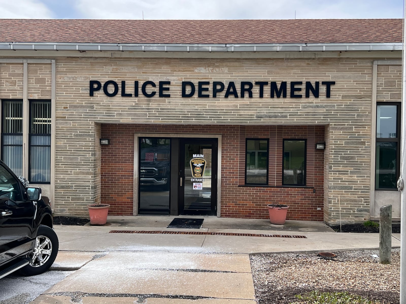Broadview Heights to consider building new police station & paying outside consultant for study